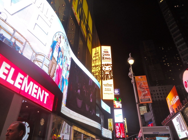 Times Square // New York City, NY | Yellow Mondays